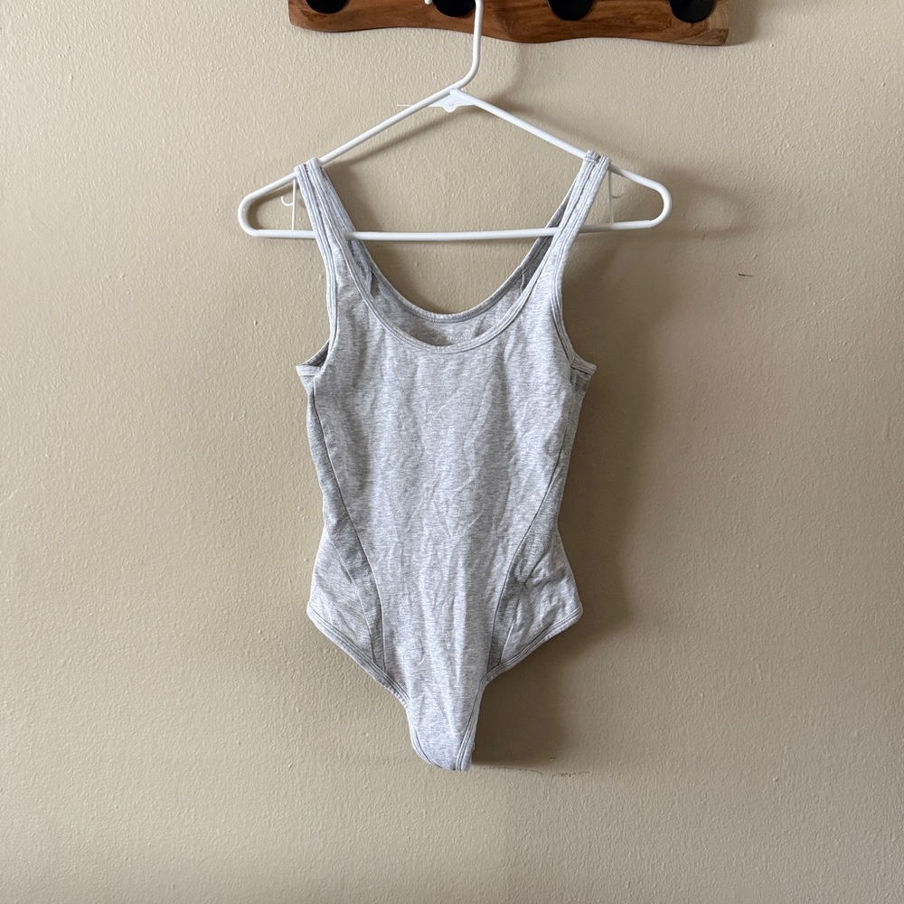 Offline by Aerie Heather Gray Scoop Neck Thong Contour Bodysuit Size XXS